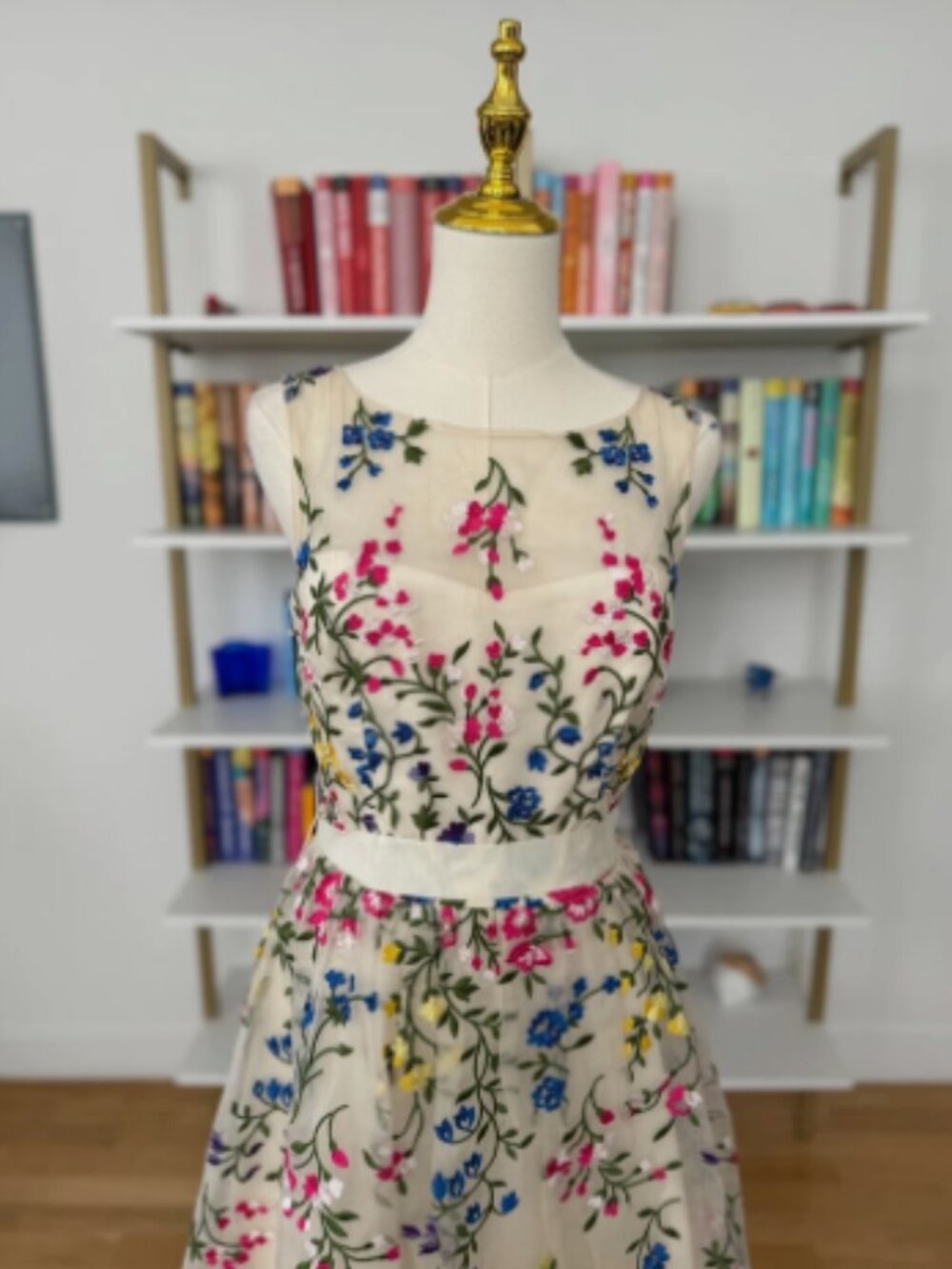 Theia Sleeveless Cream Cocktail/Party Dress, Beaded, GUC Size 4, **FLAWS READ - Picture 4 of 8